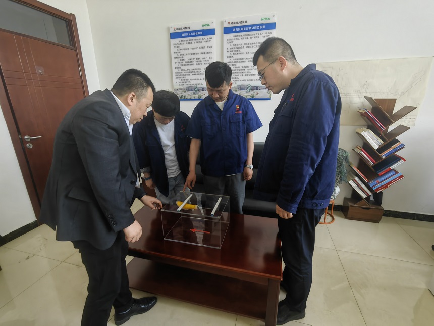 钻研可移动式自动隔爆装置刷新细节.jpg